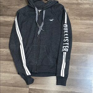 Hollister dark gray hoodie with thumb holes